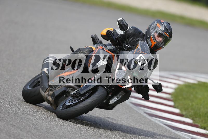 /53 16.09.2025 Track Day Domi Aegerter ADR/Gruppe gruen/57